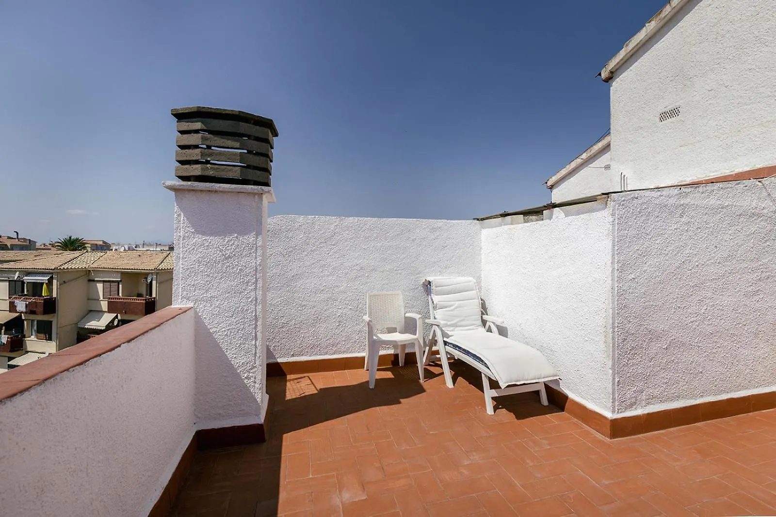 Apartment Lovely Mediterranean Penthouse In Costa Brava Empuriabrava